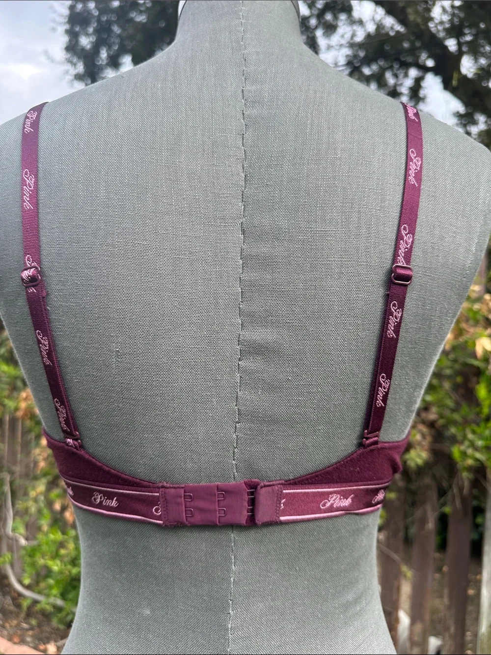 PINK Victoria's Secret Plum/Magenta T-Shirt Bra with Branded Straps